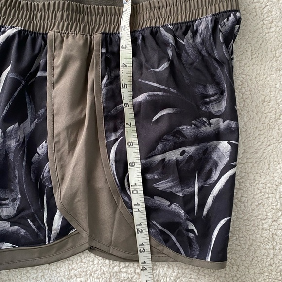 NWT - TEK GEAR Mid Rise Shorts, Size: XXL - Picture 6 of 6